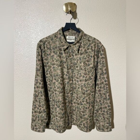 Sold  - Picture 2 of 6